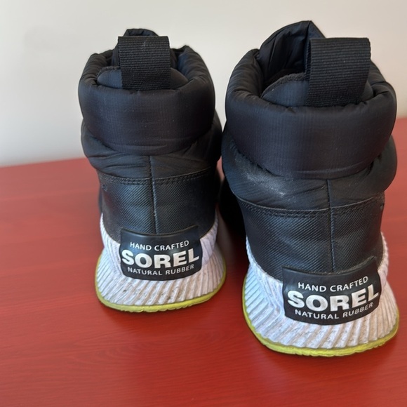 SOREL x prAna Women's Out N About III Puffy Zip boots 7.5 - Picture 3 of 9